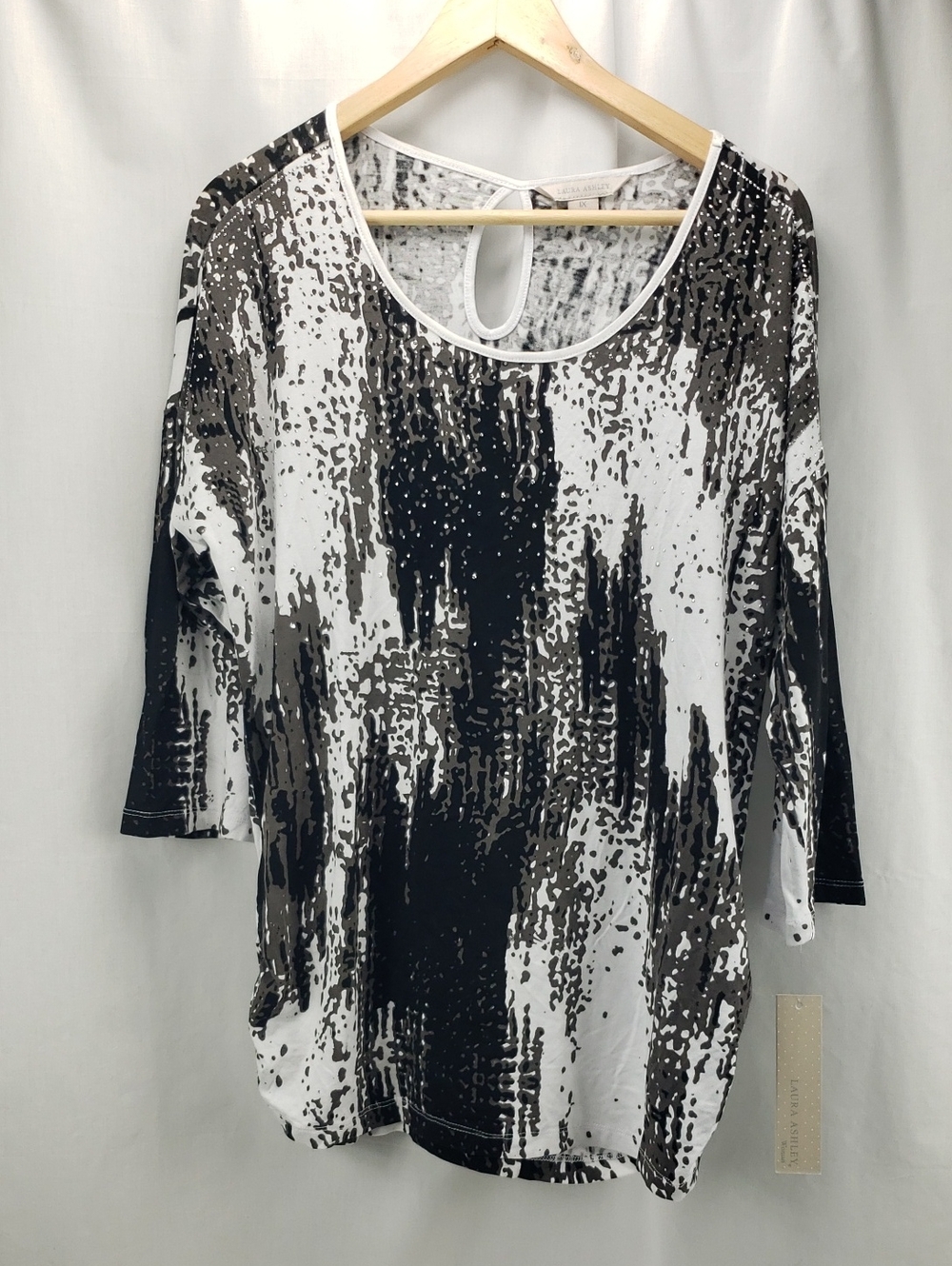 Laura Ashley 3/4 Sleeve Embellished Studded Top Size 1X NWT